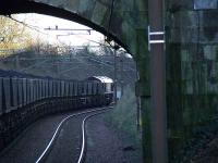 66198 at the head of a Longannet bound coal train heads towards the loop at Elderslie.<br><br>[Graham Morgan 10/01/2007]