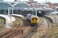 The 1325 to Doncaster leaves the south side of Hull station in April 2009, formed by Northern trains 158850.<br>
<br><br>[John Furnevel 23/04/2009]