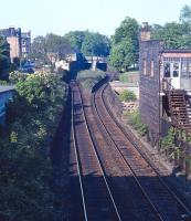 The remains of Newington Station on the Edinburgh 'sub' as seen looking east from the Mayfield Road bridge on a fine late Spring Sunday in 1971. [See image 7601]<br><br>[Bill Jamieson //1971]