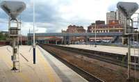 Looking south through Leicester station on 4 July 2012.<br><br>[John McIntyre 04/07/2012]