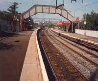 Drumchapel looking west. This station has (had?) amazingly long platforms.<br><br>[Ewan Crawford //1987]