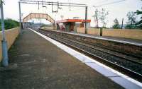 Looking east at Coatdyke station.<br><br>[Ewan Crawford //]