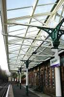 The newly(ish) reglazed canopy at Dalmally station looking west to Oban.<br><br>[Ewan Crawford 03/03/2005]