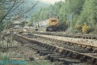 37 hauled train about to leave Tyndrum Upper. View looks north.<br><br>[Ewan Crawford //]
