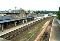 Cupar looking north in 2002.<br><br>[John Furnevel 15/08/2002]