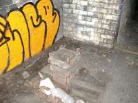 Base of old semaphore signal stantion, Glasgow bound platform.<br><br>[Colin Harkins 09/07/2006]