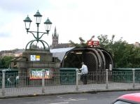 <I>Oh dear...!</I> Pondering the descent into Kelvinbridge Subway from Great Western Road on a Monday morning in August 2006. [See image 4714]<br><br>[John Furnevel 01/08/2006]