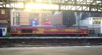 66142 at Glasgow Central collecting empty Caledonian Sleeper stock<br><br>[Graham Morgan 04/10/2006]