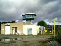 Control tower at Perth New Yard in September 2006.<br><br>[Gary Straiton 05/09/2006]