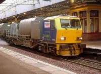 Leaf clearing train DR98966/98916 passing through Paisley Gilmour Street heading east towards Glasgow....<br><br>[Graham Morgan 25/10/2006]