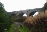 Cartsburn Viaduct looking west. This shot was taken from next to the Carts Burn itself<br><br>[Graham Morgan 25/10/2006]