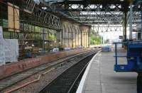 The new northside <I>Balmoral</I> platform looking east from platform 1 on 29 October 2006.<br><br>[John Furnevel /10/2006]