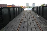 Old swing-bridge on the Port Dundas branch of the E&G.<br><br>[Ewan Crawford 04/11/2006]