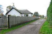 Looking down Station Road to the former Kincardine station level crossing.<br><br>[Ewan Crawford 11/11/2006]