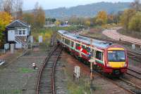 Buffers still prevent trains gaining access to the Alloa line for the moment. Dunblane trains heads north from Stirling.<br><br>[Ewan Crawford 12/11/2006]