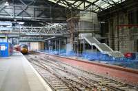 The new <I>Balmoral</I> through platform on the north side of Waverley station, with work still underway on lifts and stairs on 19 November 2006.<br><br>[John Furnevel 19/11/2006]