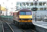 EWS 90035 in the east end loco bay at Waverley on 25 November having brought in that mornings lowland sleeper portion from Carstairs. What will become the new Edinburgh Council HQ forms the backdrop.<br><br>[John Furnevel 25/11/2006]