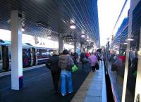 <I>All change please...</I> View east at Haymarket on 15 January 2007 as passengers change from a terminating service at platform 0 to a Waverley bound train recently arrived at 1. <br><br>[John Furnevel 15/01/2007]