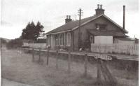 Dess was a pottery run by a very nice young lady who lived with her husband in the stationmasters house. They drank in the small (6 foot square) bar at the Potarch Hotel West of Banchory. The potter sat in the window seat, knitting contentedly with darts whizzing past perilously close to her nose!<br><br>[Ken Strachan //]