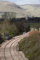 Reverse curve at Clackmannan on 1 March looking north toward the Ochil Hills.<br><br>[Bill Roberton 1/03/2007]