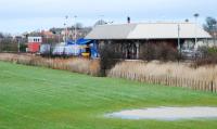 Northbound through Leuchars. The box was switched out.<br><br>[Ewan Crawford 17/03/2007]