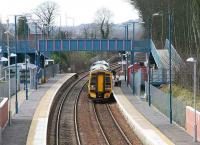 Northbound service picking up at Dalgety Bay on 15 March 2007.<br><br>[John Furnevel /03/2007]