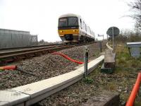 Chiltern 165 with a Birmingham - Marylebone train approaching Fenny Compton in March 2007.<br><br>[John McIntyre /03/2007]