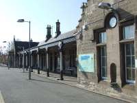 Nairn station buildings from the Inverness platform.<br><br>[Graham Morgan 31/03/2007]