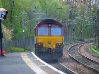 66016 running light at Johnstone, heading in the direction of Miliken Park.<br><br>[Graham Morgan 17/04/2007]