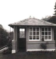 West Highland Line, Arrochar & Tarbet Station signal cabin.<br><br>[Alistair MacKenzie 01/10/1981]
