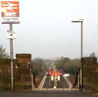 Entrance to Kings Park station from Kingsbridge Drive on 15 April 2007. View is west towards Cathcart East Junction.<br><br>[John Furnevel 15/04/2007]