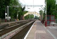 Sunday morning 29 April looking west along the platforms at Langbank.<br><br>[John Furnevel /04/2007]