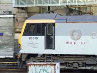 A bet to see if it still works was it? A bit of creativity on 92019 Wagner, sitting at Glasgow Central <br><br>[Graham Morgan 27/04/2007]