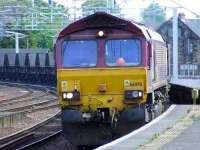 66090 at the head of an empty coal train about to pass through Paisley Gilmour Street<br><br>[Graham Morgan 22/05/2007]