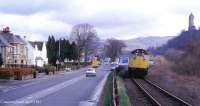 Running alongside the A907 through Causewayhead in April 1987.<br><br>[Mark Dufton //1987]