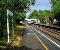 Milford Haven - Manchester Piccadilly train arrives at Church Stretton on 31 May.<br><br>[John McIntyre 31/05/2007]