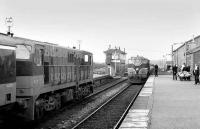 151 and 076 meet at Claremorris in 1988.<br><br>[Bill Roberton //1988]