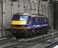 <h4><a href='/locations/E/Edinburgh_Waverley'>Edinburgh Waverley</a></h4><p><small><a href='/companies/N/North_British_Railway'>North British Railway</a></small></p><p>EWS 90021 in First ScotRail <I>Sleeper</I> livery stabled in the siding alongside the south wall at Waverley on 5 July 2007. 40/42</p><p>05/07/2007<br><small><a href='/contributors/John_Furnevel'>John Furnevel</a></small></p>