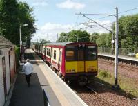 Gourock service departing from Hillington East on 17 July. <br><br>[David Panton 17/07/2007]