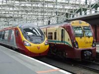 390038 City Of London and 334038 at Platforms 10 & 11<br><br>[Graham Morgan 30/06/2007]