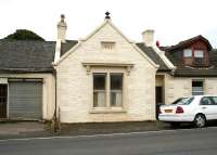 Detail - Forrestfield inn in August 2007. Note the 1882 date on the front of the building.<br><br>[John Furnevel 10/08/2007]