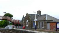 Station building at Barry Links - August 2007, view south.<br><br>[Brian Forbes 14/08/2007]