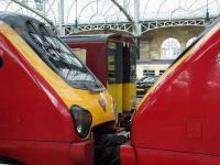 220022 <I>Brighton Voyager</I> and 221134 <I>Mary Kingsley</I> waiting to depart for Paignton. Behind them stands 314208.<br><br>[Graham Morgan 28/07/2007]