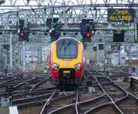 220022 <I>Brighton Voyager</I> at the rear of the 0750 service for Paignton.<br><br>[Graham Morgan 28/07/2007]