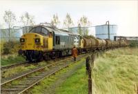 Reversing into the Glenochil Yeast depot at Menstrie.//8390,8391,8392,8393,16317,16318<br><br>[Ewan Crawford //1989]