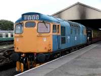 Running round completed. 27001 awaits the shunter to jump down to couple up to the Crimson Lake Set. When 246 Morayshire is the duty loco, the Emerald White set(seen to the left) is used. <br><br>[Brian Forbes 02/09/2007]