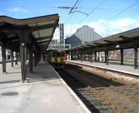153315 stands in platform 3c at Preston on 6 April with an Ormskirk service.<br><br>[John McIntyre 06/04/2007]