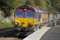 Longannet - Hunterston coal empties pass through Dunfermline Town on 11 October behind 66238. <br><br>[Bill Roberton 11/10/2007]