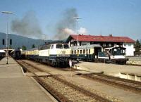 A DB class 218 departs from Oberstdorf, Bavaria in 1990 whilst a class 332 shunter waits in the adjacent platform.<br>
<br><br>[John McIntyre //1990]