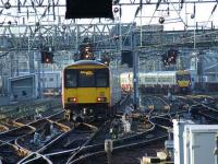 318252 departing Glasgow Central with a service for Ardrosssan Town on 27th September. <br><br>[Graham Morgan 27/09/2007]